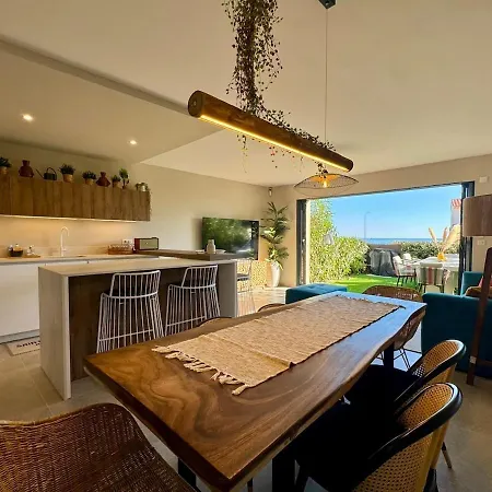 Vila Indigo - Sea View, Pool And 50 M Away